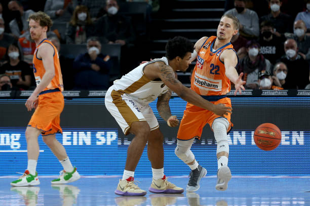 也宣告着这 也宣告着这