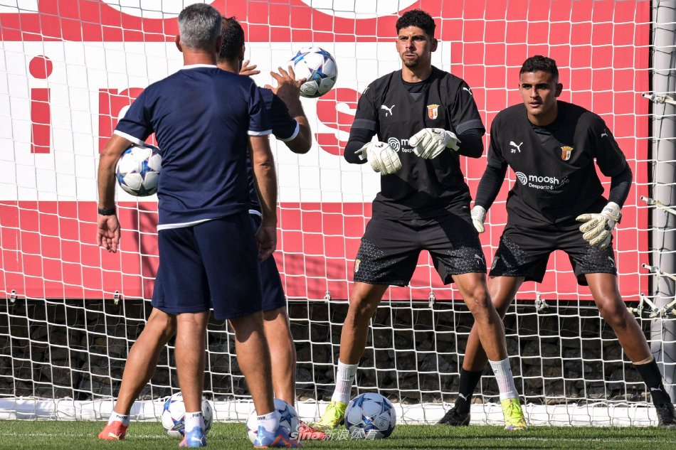 和他的队员 和他的队员